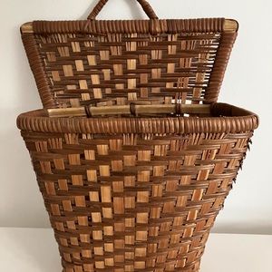 Vintage Cottage Core Wall Hanging Basket